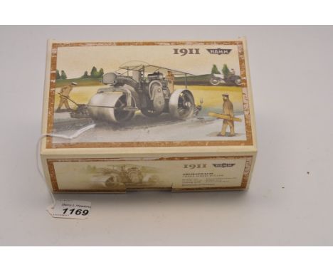 CONRAD  1:50 SCALE HAMM 1911 THREE WHEEL ROLLER WITH BOX (VGC)