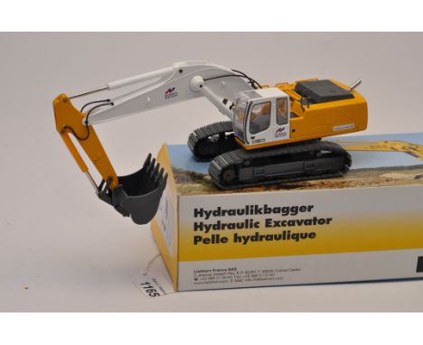 CONRAD MODELS 1:50 SCALE LIEBHERR R 954C HYDRAULIC EXCAVATOR WITH BOX (GC)