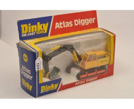 DINKY DIECAST TOYS ATLAS DIGGER AB1702 WITH BOX (GC) 