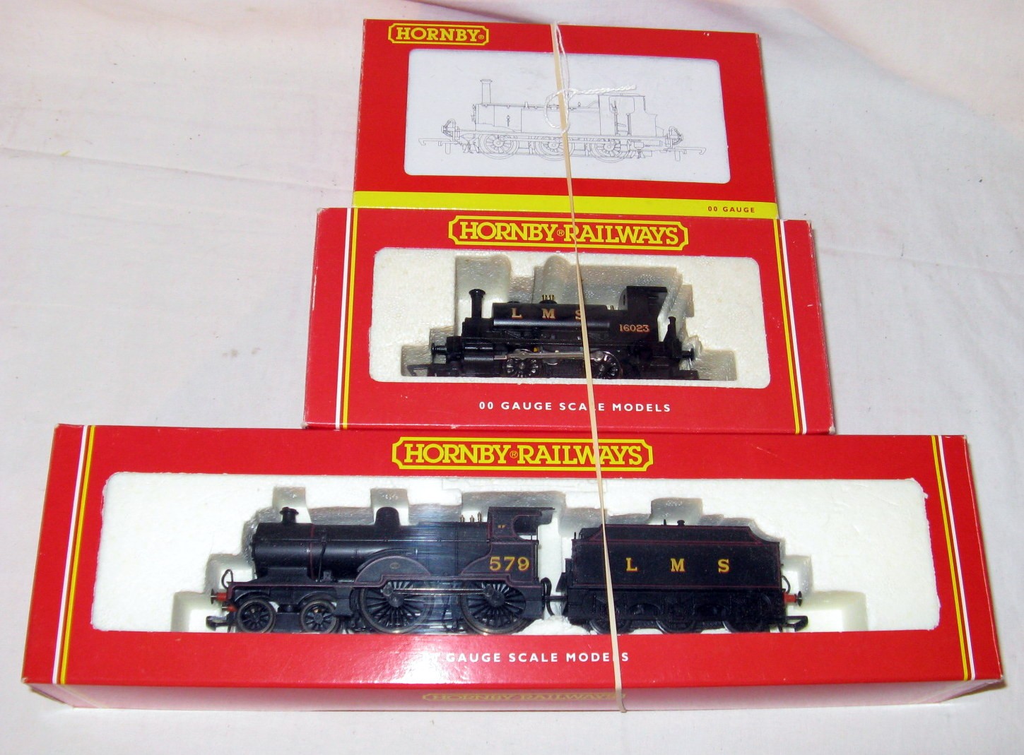 HORNBY 3 x R2406 LSBC Brown 'Terrier' 060T 'Brighton