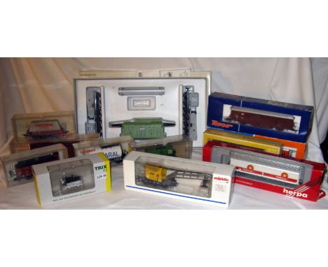12 x HO Freight Wagons and a Crane by FLEISCHMANN/LILIPUT/ROCO/TRIX/MARKLIN/HERPA and ZUBEHOR -  Fleischmann - 5365K, 5392k, 