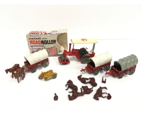 Maxwell Mini 502 Road Roller, G/VG in P box. Together with 3 x Budgie Wagons (G with F-P horses) and a miniature diecast AA M
