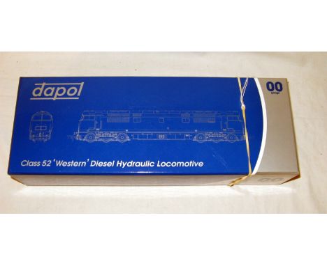 DAPOL D1003W BR Blue Class 52 'Western Reliance' with full Yellow ends. Weathered edition. DCC ready. Mint Boxed with Instruc