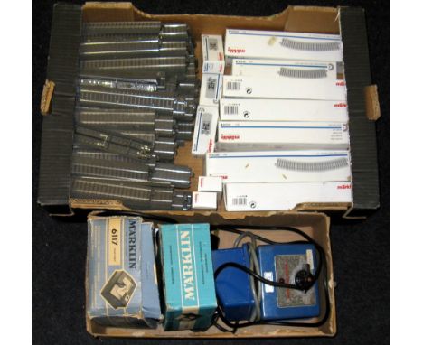 A large quantity of MARKLIN 3R stud contact profile Track - 6 x 24224, 10 x 24229, 12 x 24230, 20 x 24336, 6 x 24330 and 5 x 