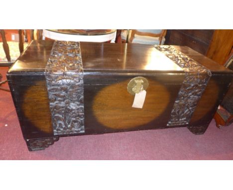 Trunk - carved Oriental camphorwood 120cm 