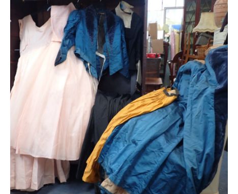 A COLLECTION OF VINTAGE AND PERIOD CLOTHING "to include kid leather gloves, a black piano shawl, and a 1918 silk ""souvenir d