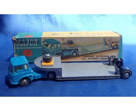 A CORGI TOYS NO.1131, 'CARRIMORE' DETACHABLE AXLE MACHINERY CARRIER (damage to the box, one end cut off and some small chips 