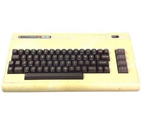 COMMODORE VIC 20 COMPUTER GAME, with various games and instruction manual