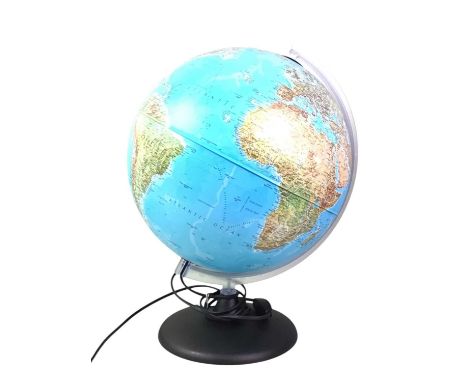 GROUP OF SEVEN TERRESTRIAL TABLE GLOBES comprising a globe lamp, on standsGlobe lamp 40cm highQty: 7