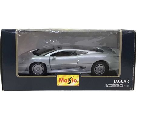 GROUP OF DIECAST MODELS, including Maisto, Matchbox Thunderbirds, Corgi and further die-cast model vehicles, the majority box