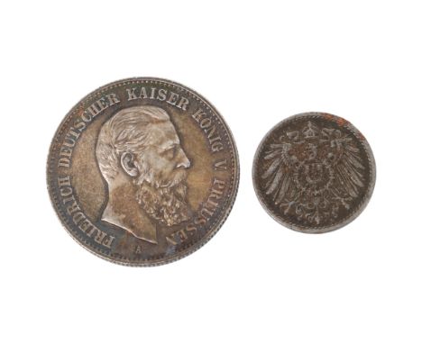 A Frederick III Germany-Prussia 1888 silver 2 Mark &amp; 1915 5 Pfennig coins, total 13.7g