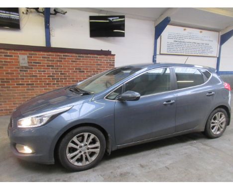 Make &amp; Model: Kia Ceed 3 EcoDate of Reg: RJ63 XRNColour: Bluecc: 1582MoT: 30-01-2021Fuel Type: DIESELMileage: 80kTransmis