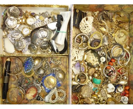 VINTAGE &amp; LATER COSTUME JEWELLERY, Rotary and other wrist watches and other collectables