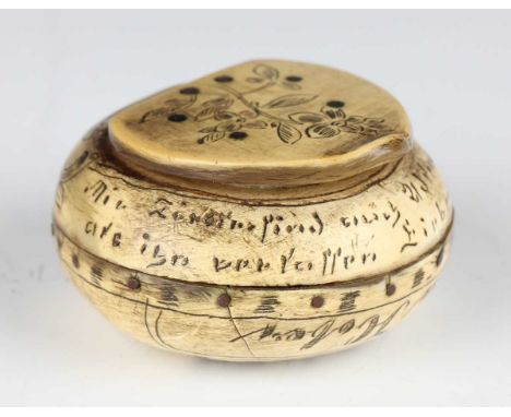 A 19th century Sterzing carved horn snuff box, South Tyrol, engraved with name 'Andre Hober' and with further band of script,