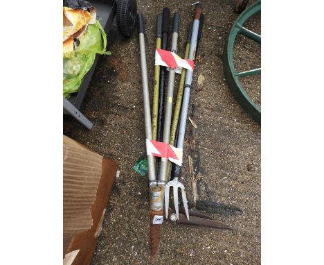 Quantity of Garden Tools 