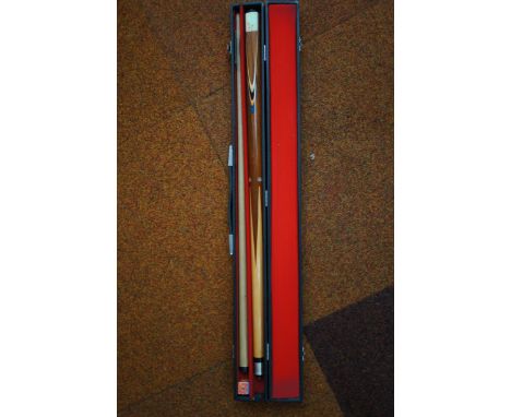 Halex cased snooker cue