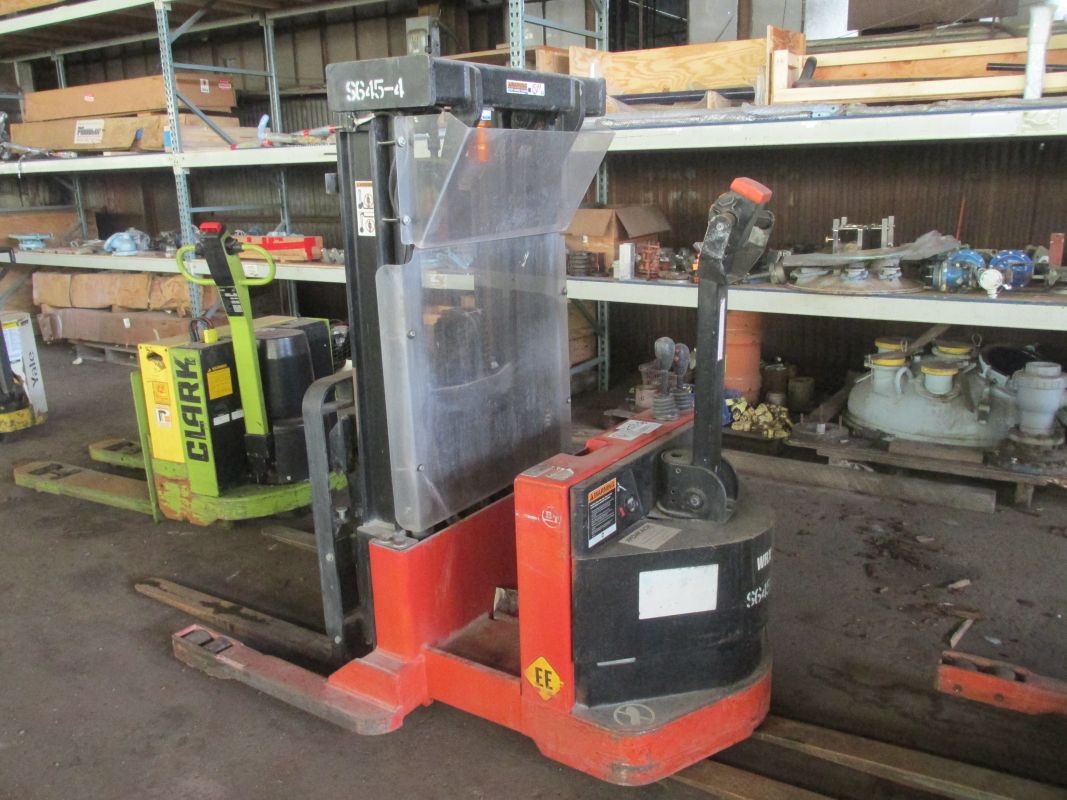 BT Prime Mover Electric Reach Pallet Stacker Lift Truck, model WRX30, S