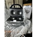 Quest Double Pie Maker. Est £20 - Grade U