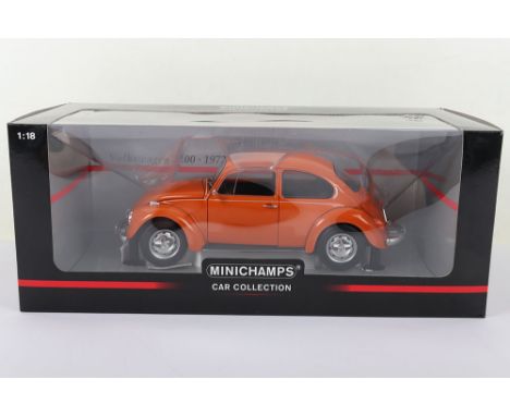 Minichamps Car Collection 1972 Volkswagen Beetle 1200, 1:18 Scale, orange diecast body, in near mint to mint pre owned condit