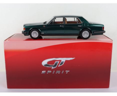 GT Spirit Models Bentley Turbo R, GT050,metallic green resin body, highly detailed, 1:18 scale, 0388/1000 in mint pre owned b