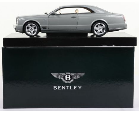 Minichamps Bentley Brooklands 1:18 Scale 2008, grey metallic diecast body, in near mint pre owned condition, outer Bentley gr