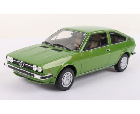 Laudoracing Alfasud Sprint 1.3 1976, 1:18 scale, metallic green resin model, Limited edition, 561/600  in mint boxed conditio