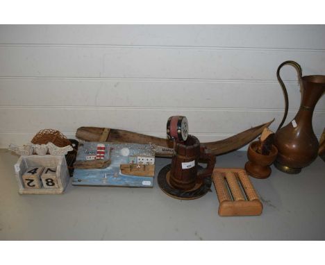 MIXED LOT: VARIOUS WOODEN ITEMS, PLAQUE DECORATED WITH A LIGHTHOUSE, COPPER VASE ETC