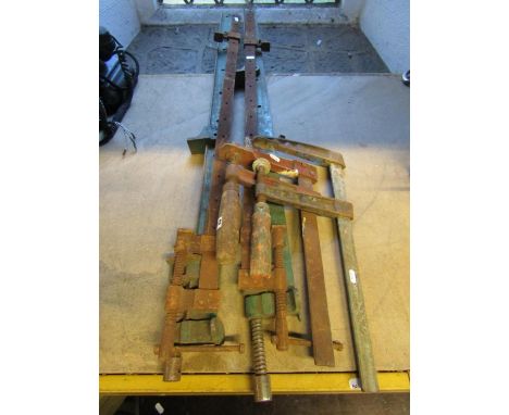 Six vintage sash clamps, varying size, three designs 