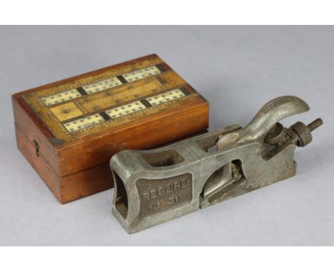 A Record "No. 311" bullnose plane, unboxed; &amp; a cribbage box, 5" wide. 