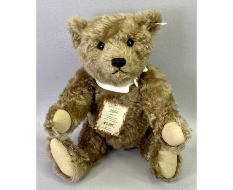 STEIFF BRITISH COLLECTORS' TEDDY BEAR 2004, having a caramel mohair covered body - limited edition (324/4000), with growler, 