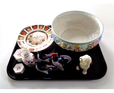 A tray of assorted chain to include Royal Crown Derby Imari patterned plate, Derby Posies lidded trinket boxes, Goebel dog et