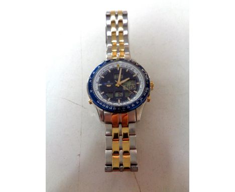 A gent's Accurist wristwatch on bracelet strap