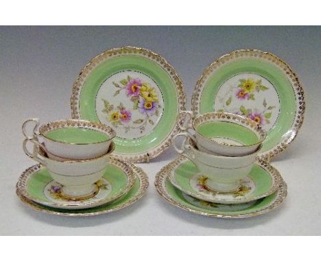 Floral patterned tea service   Condition: 