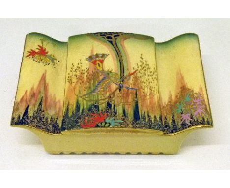 Carlton Ware 1950's period Hummingbird pattern trinket box and cover   Condition: 