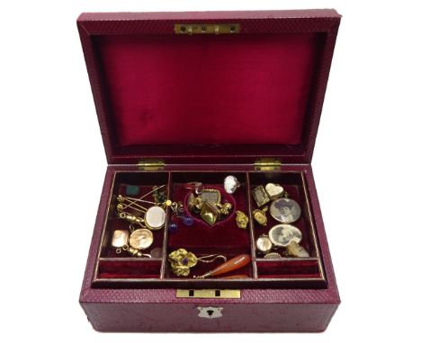 Early 20th century tooled leather jewellery box, velvet and silk lined containing Victorian and later 9ct and 15ct gold jewel