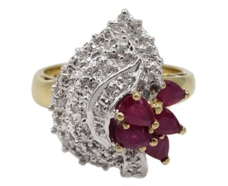 9ct gold pear shaped ruby and diamond contemporary design cluster ring, hallmarked - Condition Report Approx 4.7gm, size L, h