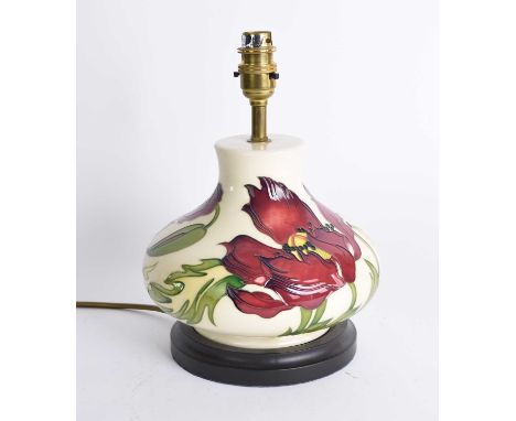 A contemporary Moorcroft 'Poppy' table lamp, of squat baluster form, overall height including fittings, 28cmCondition:One lin