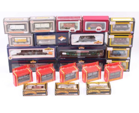 24 various boxed 00 Gauge rolling stock, and container loads, all in original boxes by Bachmann, Hornby, Lima and Mainline, e