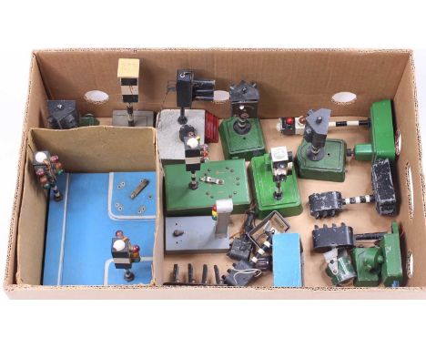 Collection of various electrically operated traffic light models, by Toymatic, ESL, Astra and others, to include a part boxed