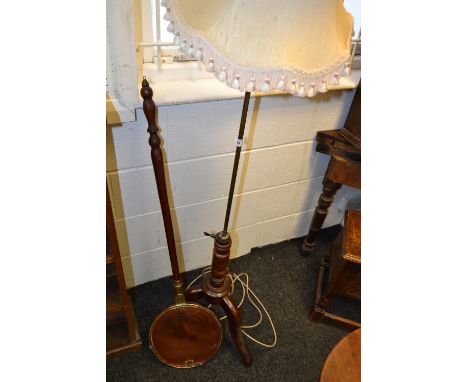 An early 20th century brass and mahogany telescopic standard lamp; a late 19th century copper warming pan (2)