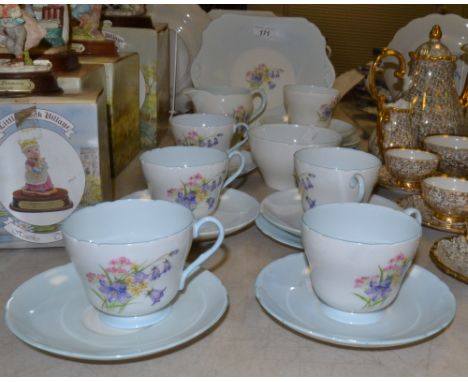 A Shelley Wild Flowers tea service