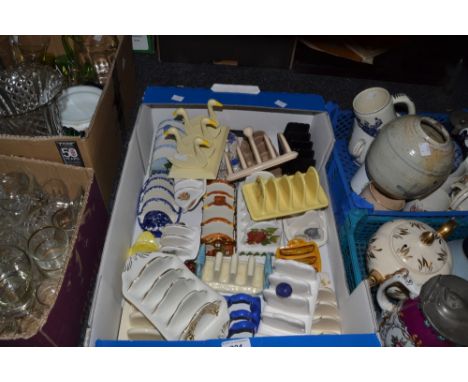 Toast racks - Bretby , Wade, Poole;  etc (1 box)