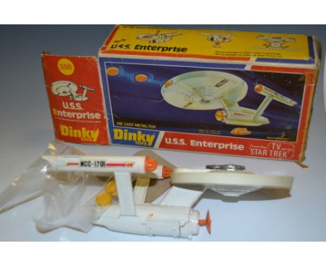 Dinky Toys "358"  U.S.S Enterprise, 5 - shot projector missile mechanism (boxed)