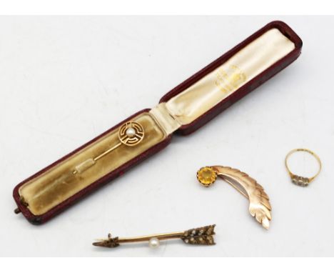 A selection of Gold Jewellery.  To include a Tested 9ct Gold Half Cultured Pearl Stick Pin, a Tested 9ct Gold Cultured Pearl 