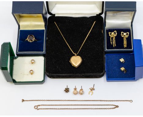 A Selection of 9ct Gold Jewellery, a 9ct Gold Back & Front Heart Locket on a 9ct Gold Fine Chain and some Gold Plated Jewelle
