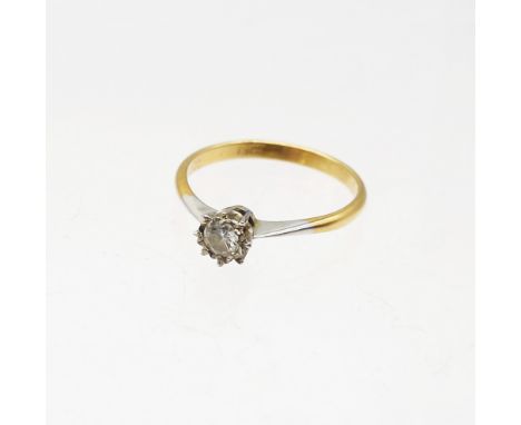 18ct Gold Ilusion Set approx. 0.15ct Solitaire Round Brilliant Cut Diamond Ring  The ring is hallmarked "18CT" for 18ct Gold.