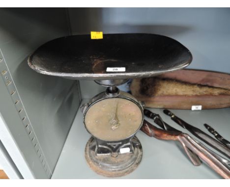A set of vintage scales by Salters No. 50