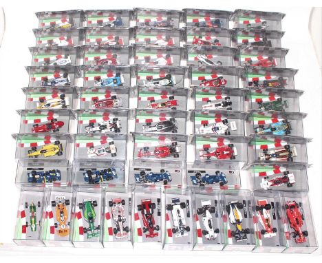 50 various boxed De Agostini and Ixo Models mail order release 1/43 scale F1 racing diecasts, mixed examples to include a Den