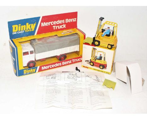 A Dinky Toys boxed construction and commercial vehicle diecast group to include a No. 404 conveyancer fork lift truck togethe