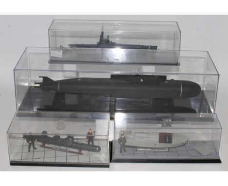 Four very well executed mixed scale plastic submarine and attack boat kits to include an SLC MALIE submarine, an MTM Barchino